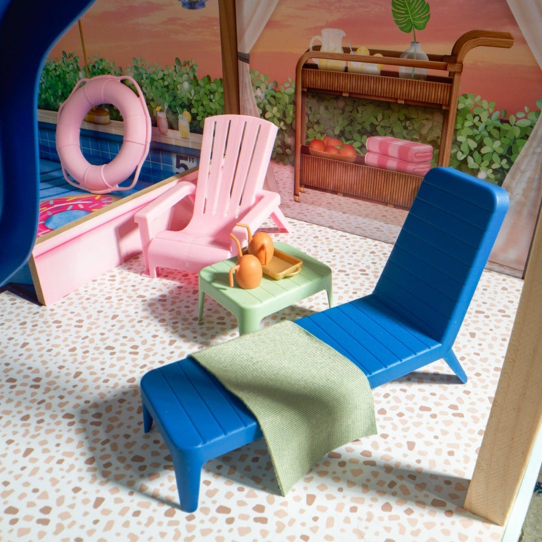 SwingsetPlus Hamptons Mansion & Pool House Dollhouse