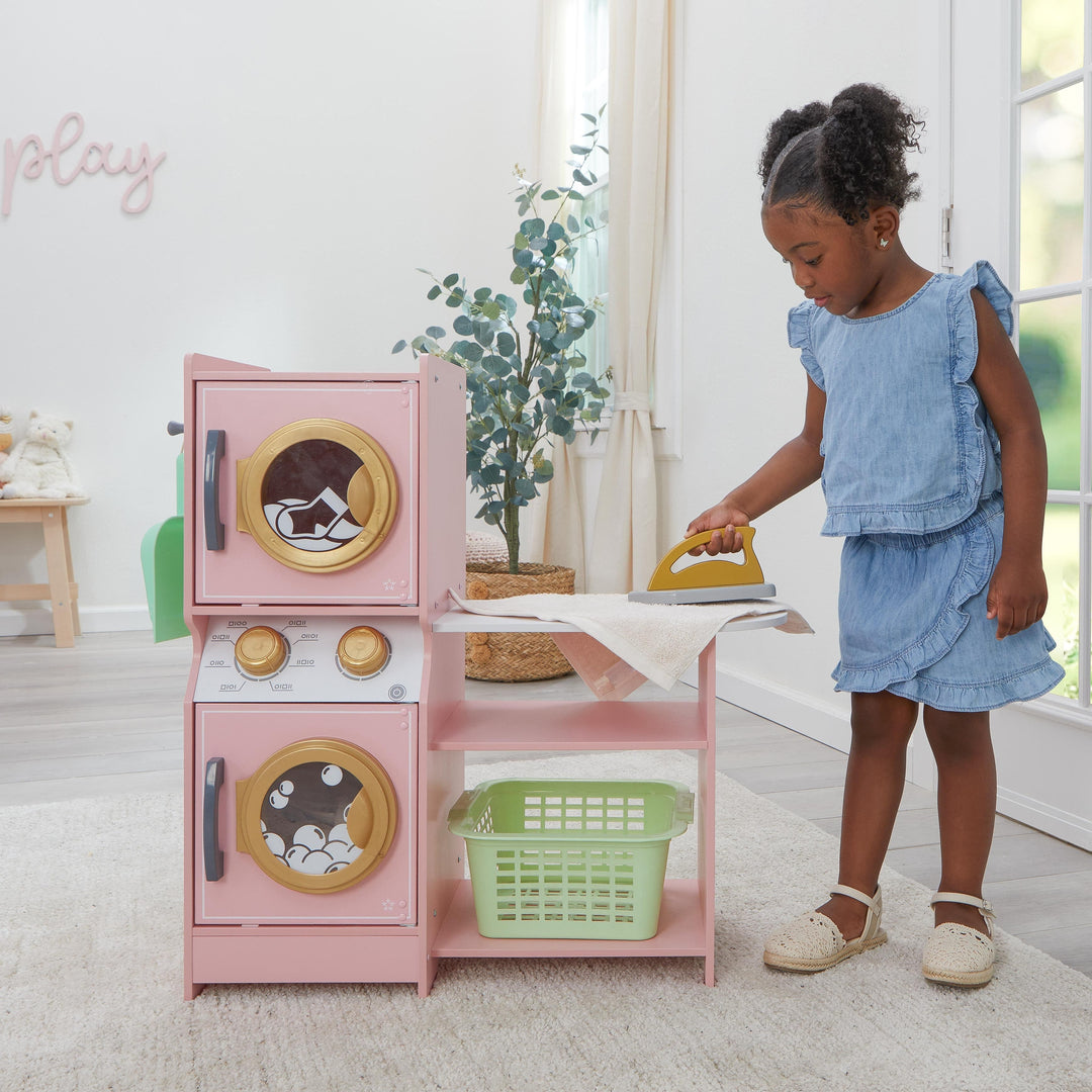 SwingsetPlus Laundry Play Set - Pastel