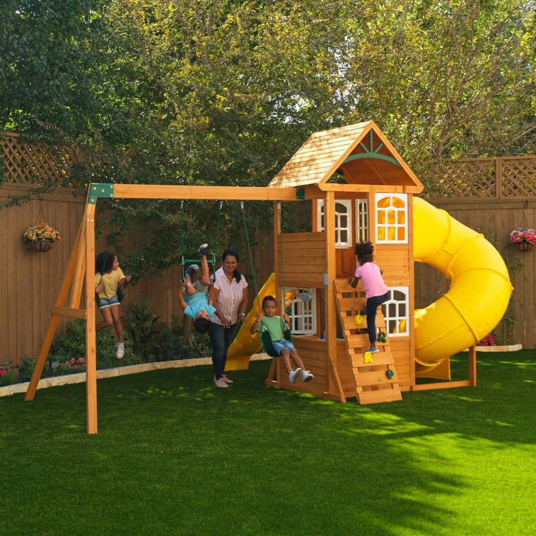 SwingsetPlus Castlewood Swing Set