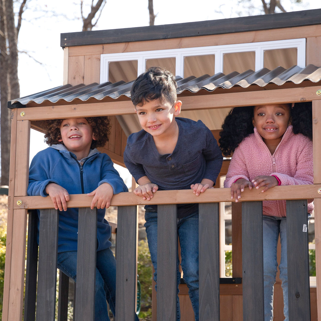 SwingsetPlus Cliffbrook Playhouse