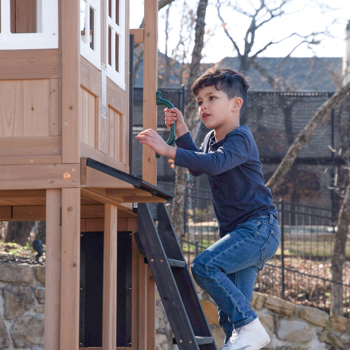 SwingsetPlus Cliffbrook Playhouse