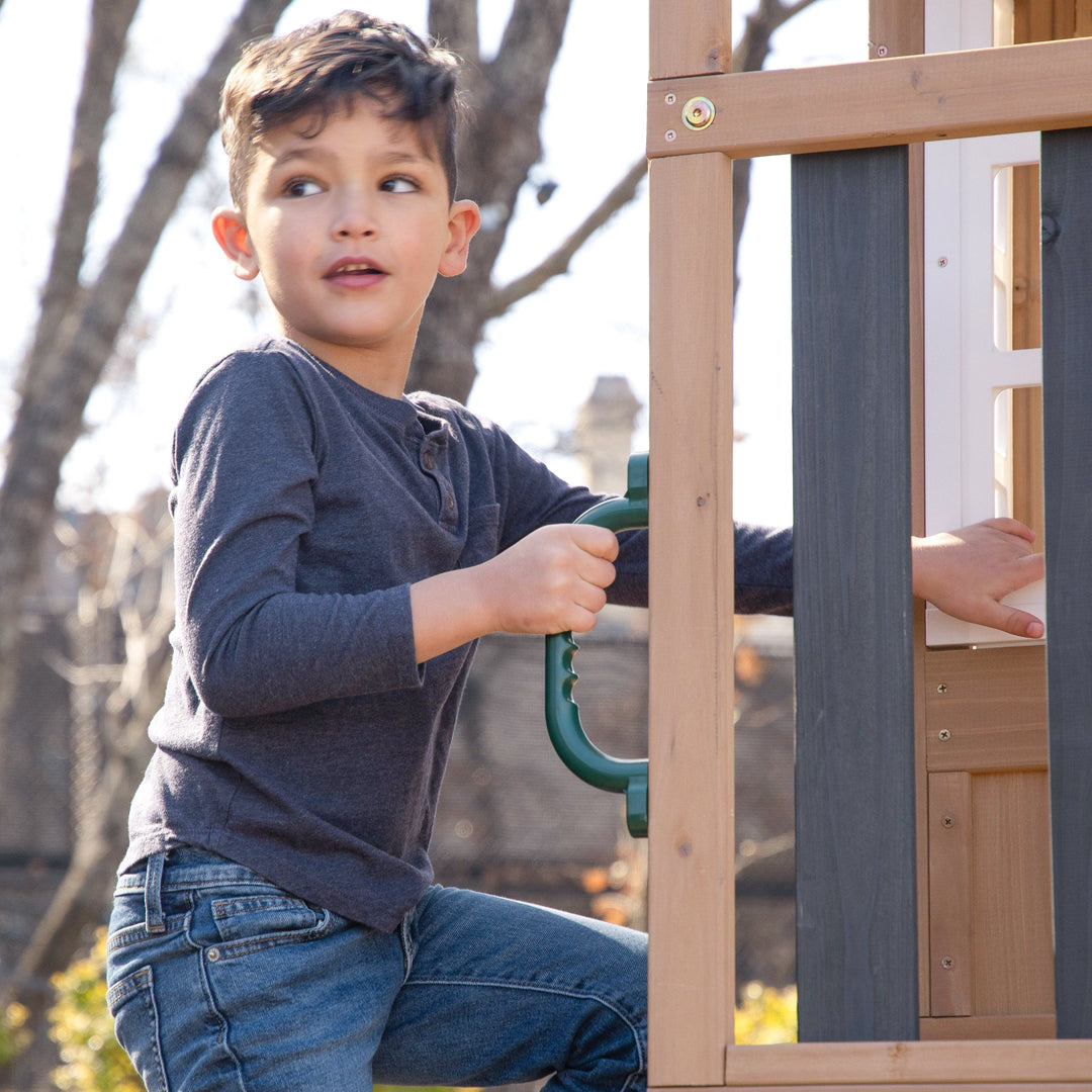 SwingsetPlus Cliffbrook Playhouse